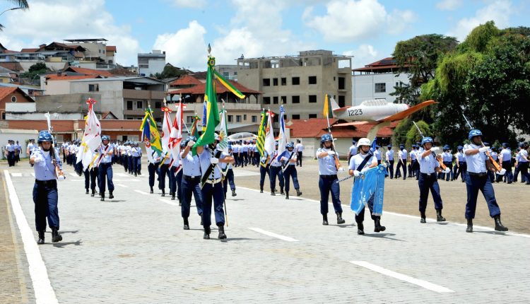 7 – Desfile Militar