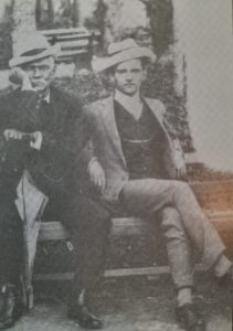 História de Nossa Terra: O Homem do Monumento da Praça dos Andradas 3 História de Nossa Terra: O Homem do Monumento da Praça dos Andradas - Foto 4 Dr Chrispim Jacques Bias Fortes e seu filho