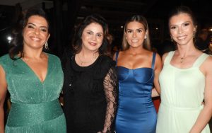 BORGES - Aniversário da Plus Medical Center & Maria Beatriz - 14 IB071023