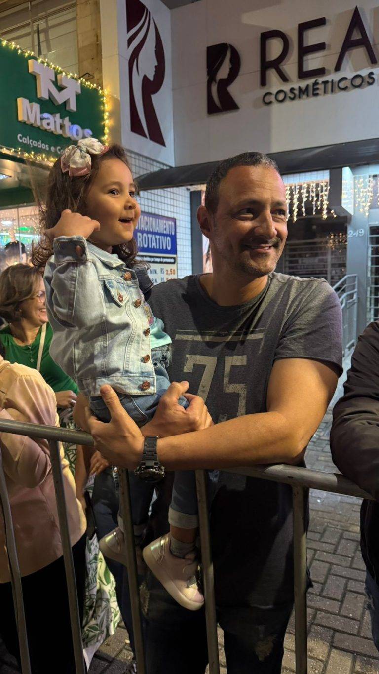 Especial de domingo: a primeira parada natalina - Imagem do WhatsApp de 2024 12 15 as 20.01.35 d343df64