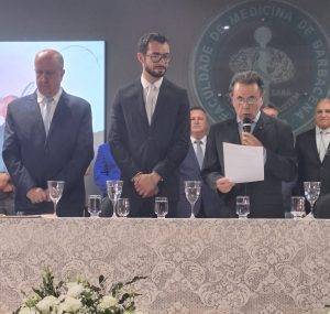 Carlos Du é empossado para mandato 2025/2028 à frente de Barbacena 3 Carlos Du é empossado para mandato 2025/2028 à frente de Barbacena - Imagem do WhatsApp de 2025 01 01 as 19.51.59 4b94d262