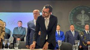 Carlos Du é empossado para mandato 2025/2028 à frente de Barbacena 4 Carlos Du é empossado para mandato 2025/2028 à frente de Barbacena - Imagem do WhatsApp de 2025 01 01 as 19.52.15 bb0c5a78