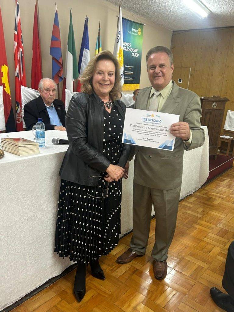 Empresário aborda a história do Comércio barbacenense em noite no Rotary 15 Empresário aborda a história do Comércio barbacenense em noite no Rotary - IMG 20251028 WA0163