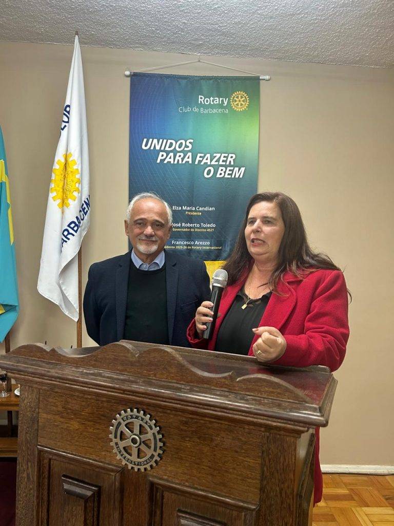 Empresário aborda a história do Comércio barbacenense em noite no Rotary 24 Empresário aborda a história do Comércio barbacenense em noite no Rotary - IMG 20251028 WA0172