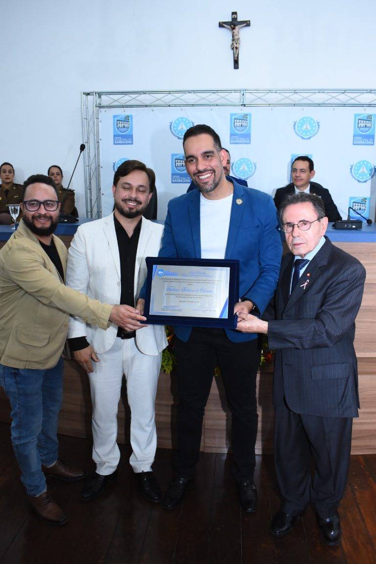 Servidores municipais homenageados na Câmara. Conheça a história de cada um 3 Servidores municipais homenageados na Câmara. Conheça a história de cada um - IMG 20251030 WA0067