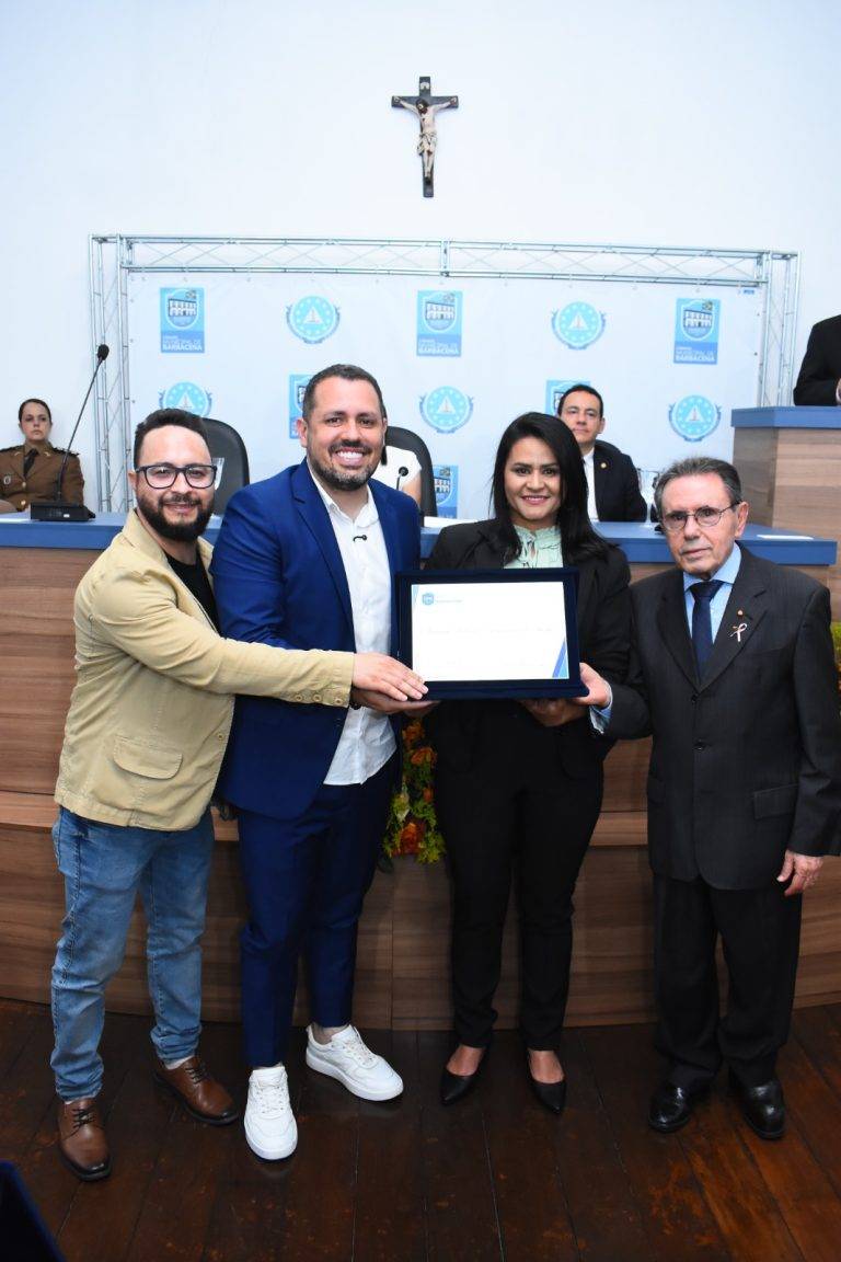 Servidores municipais homenageados na Câmara. Conheça a história de cada um 14 Servidores municipais homenageados na Câmara. Conheça a história de cada um - IMG 20251030 WA0078