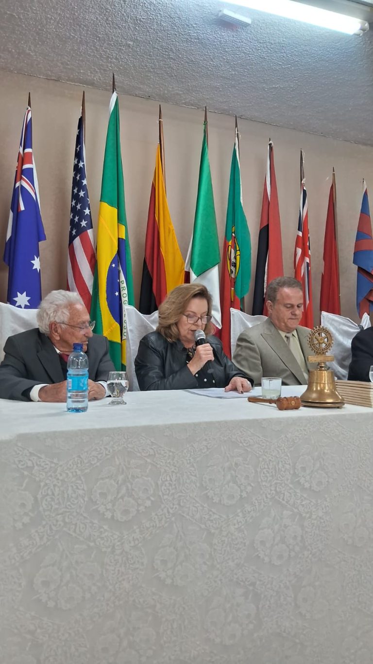 Empresário aborda a história do Comércio barbacenense em noite no Rotary 1 Empresário aborda a história do Comércio barbacenense em noite no Rotary - Imagem do WhatsApp de 2025 10 28 as 19.25.04 024d58a4