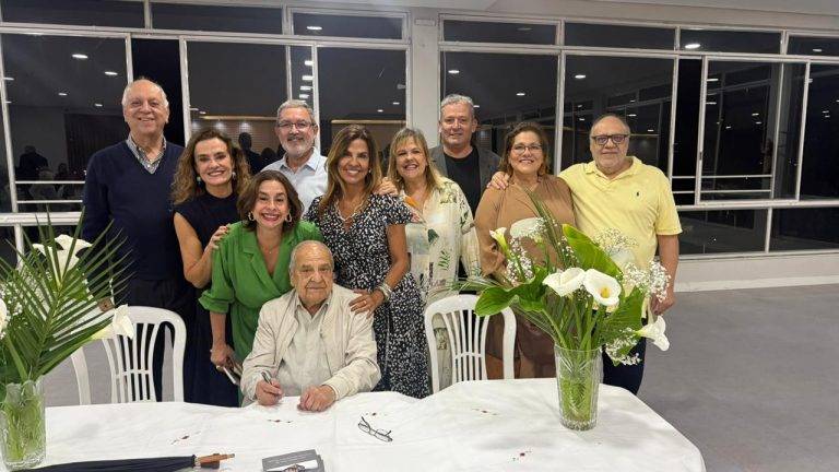 Momento memorável para Dr Pedro Martins Teixeira - IMG 20251101 WA0035