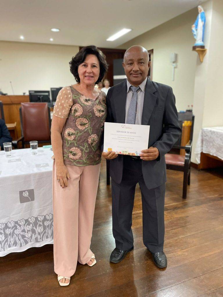 TJMG: Comarca de Barbacena homenageia servidores - IMG 20251105 WA0074