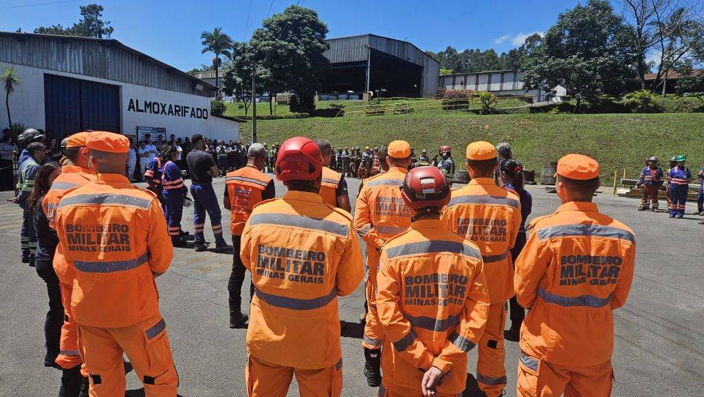Corpo de Bombeiros e Defesa Civil realizam simulado de evacuação de emergência em empresa de Barbacena - Imagem do WhatsApp de 2025 11 12 as 18.15.37 bc51c2da