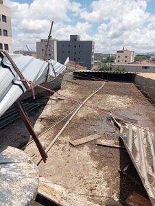 Bombeiros evitam desabamento após fortes chuvas em Conselheiro Lafaiete - Imagem do WhatsApp de 2025 11 29 as 16.27.35 8729ca0a