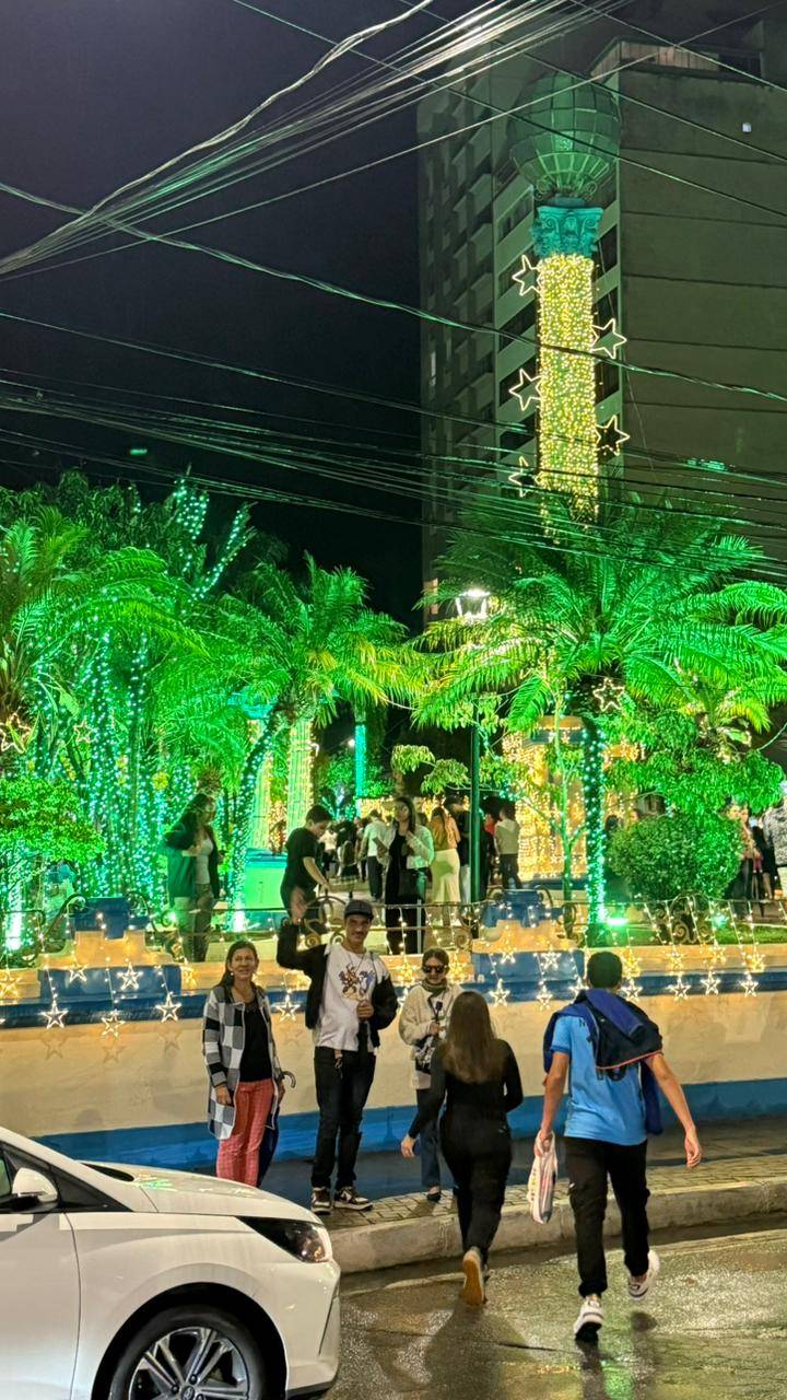 Chuva não impede inauguração das Luzes de Natal 5 Chuva não impede inauguração das Luzes de Natal - WhatsApp Image 2025 11 15 at 05.01.59 5
