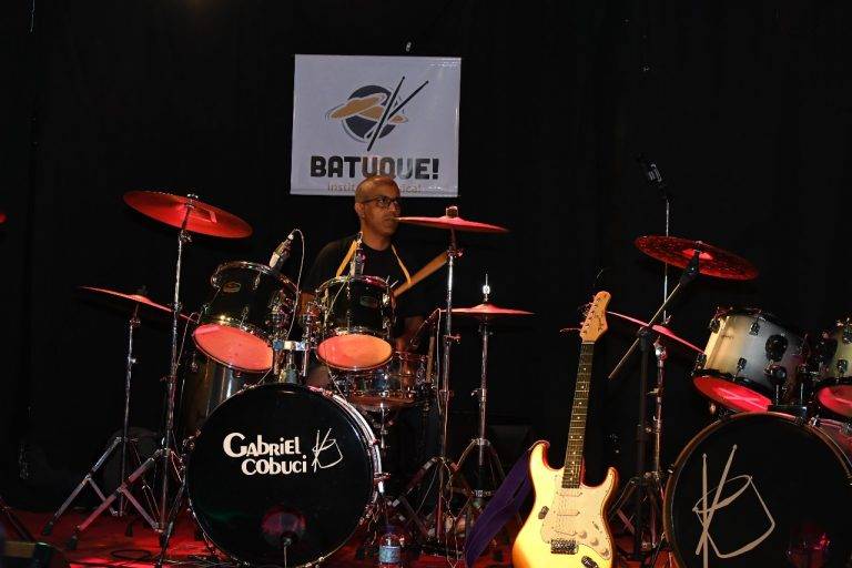 Instituto Batuque aumenta o volume para Concerto de Bateristas 11 Instituto Batuque aumenta o volume para Concerto de Bateristas - WhatsApp Image 2025 11 15 at 08.42.08