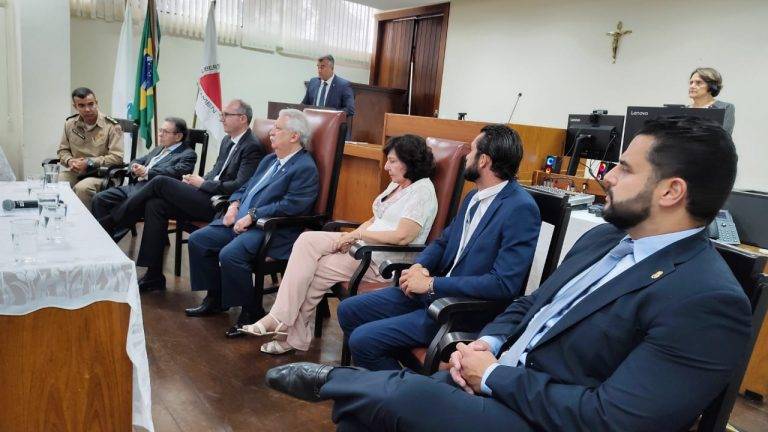 Magistrado condecorado com Medalha Desembargador Hélio Costa - WhatsApp Image 2025 12 03 at 16.44.03