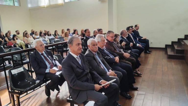 Juiz Marcos Alves conduzirá Escola Judicial na Comarca de Barbacena 12 Juiz Marcos Alves conduzirá Escola Judicial na Comarca de Barbacena - WhatsApp Image 2025 12 11 at 16.23.42