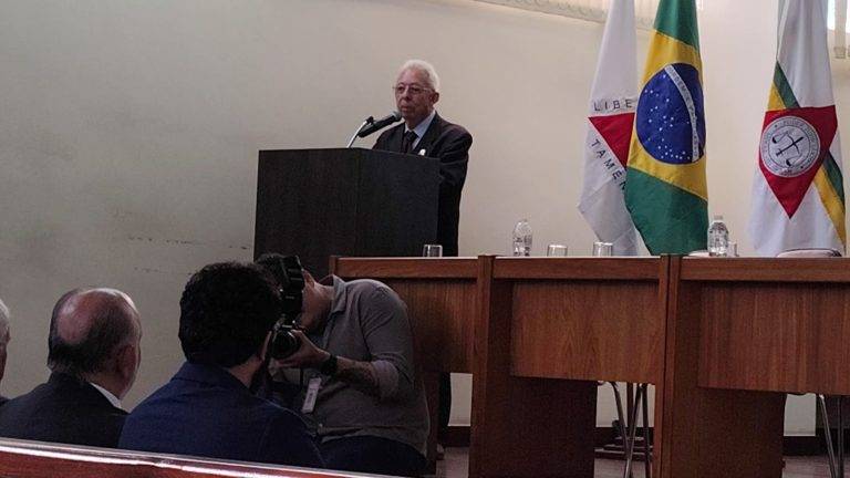 Juiz Marcos Alves conduzirá Escola Judicial na Comarca de Barbacena 7 Juiz Marcos Alves conduzirá Escola Judicial na Comarca de Barbacena - nucleo da EJEF 101225 8