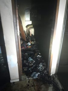 Incêndio em casa no Grogotó deixa adolescente ferida - WhatsApp Image 2026 01 04 at 04.29.31