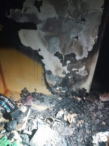 Incêndio em casa no Grogotó deixa adolescente ferida - WhatsApp Image 2026 01 04 at 04.29.35