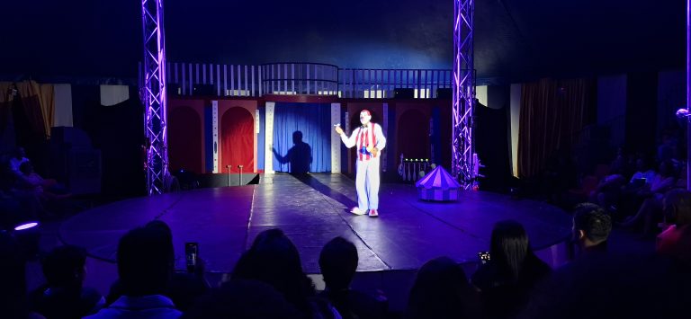 Marcos Frota leva crianças ao picadeiro em noite de estreia em Barbacena - 20260219 201835