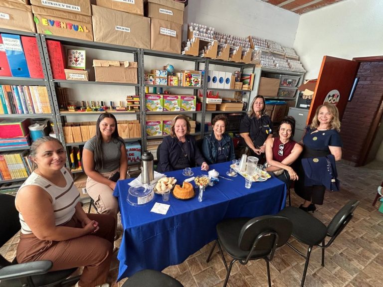 Ação do Rotary leva livros e incentiva leitura em escola de Barbacena - WhatsApp Image 2026 04 15 at 18.21.00 1