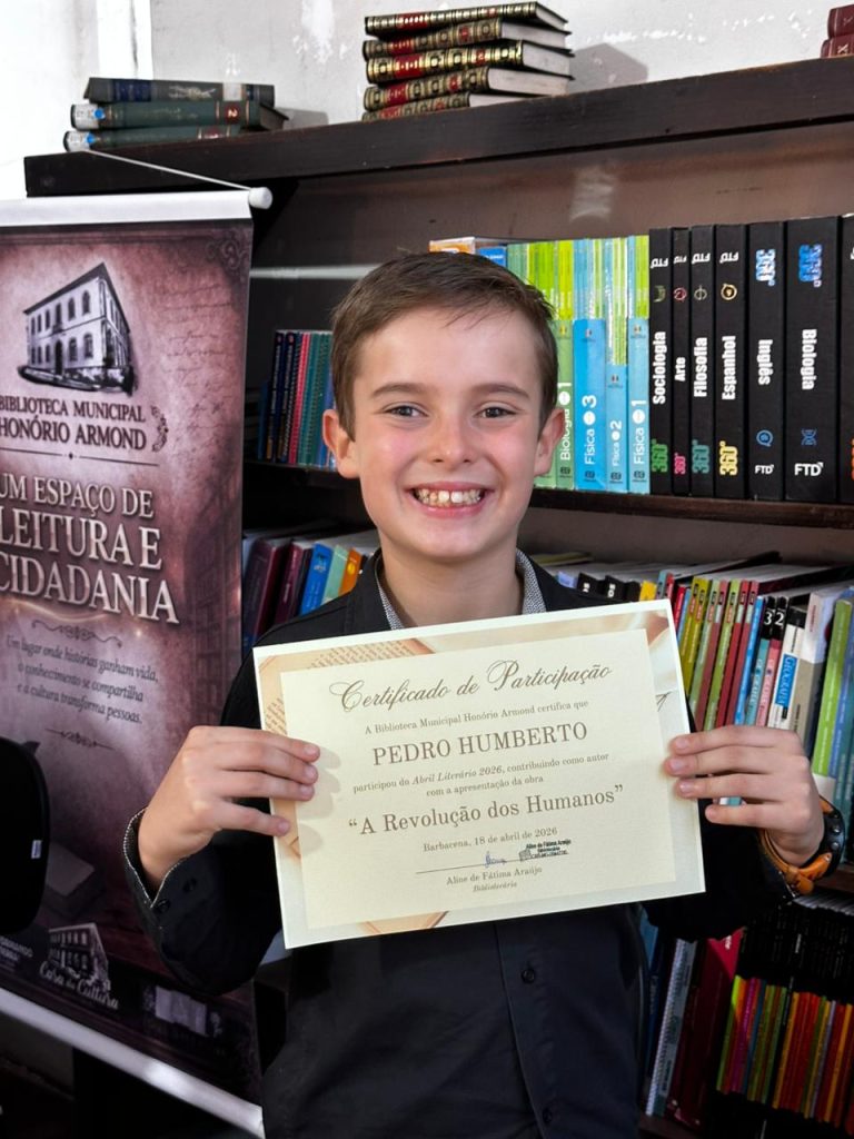 Vozes da literatura infantojuvenil encantam público na Biblioteca Municipal Honório Armond - WhatsApp Image 2026 04 19 at 07.18.50 2