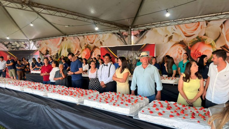 Alfredo Vasconcelos celebra 34 anos com festa, tradição e espírito comunitário - WhatsApp Image 2026 04 19 at 16.11.34