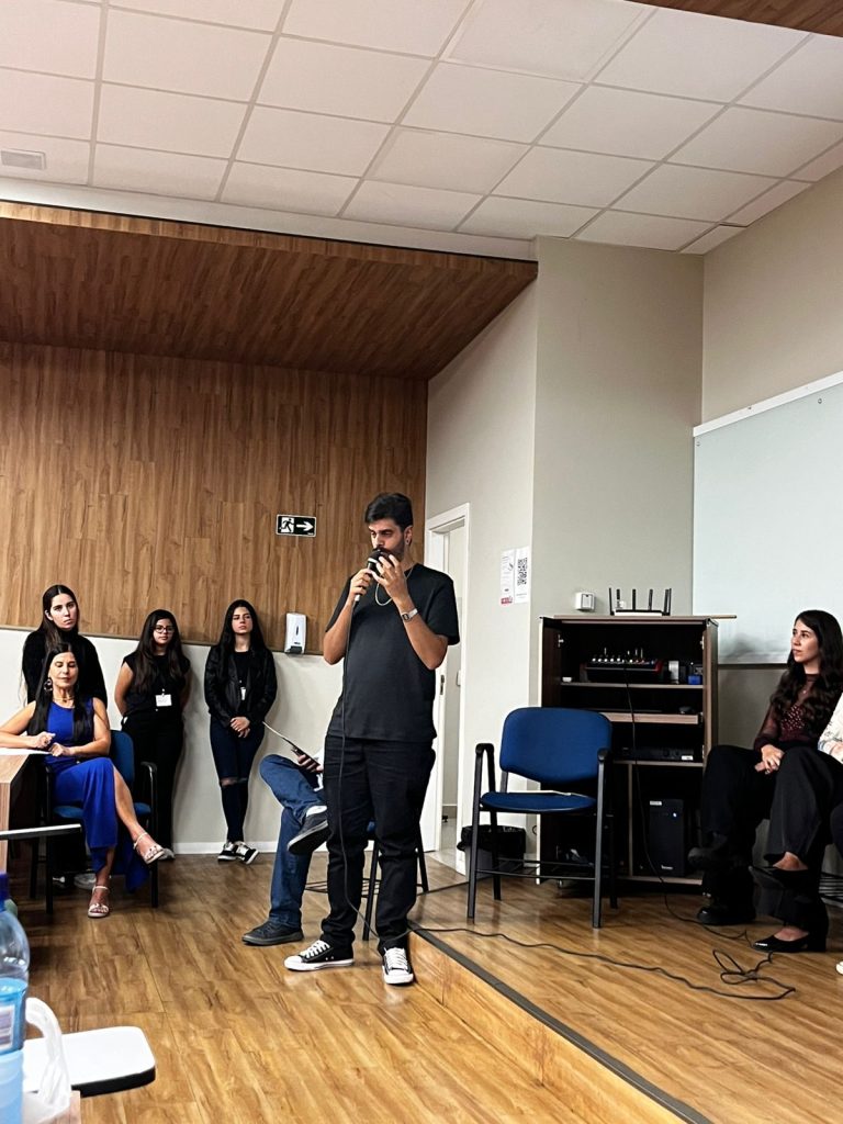 FAME celebra o Dia Mundial da Arte com encontro sobre criação, cultura e humanização - WhatsApp Image 2026 04 24 at 20.02.23