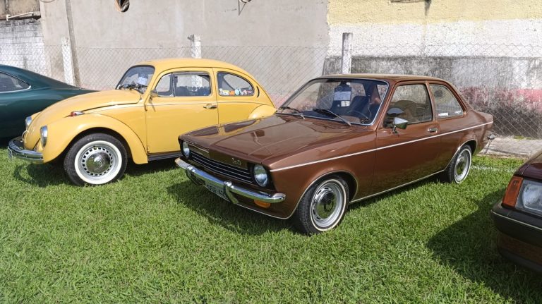 Motores, memórias e solidariedade marcam encontro de carros antigos em Dores de Campos neste domingo - WhatsApp Image 2026 05 03 at 11.24.09 1