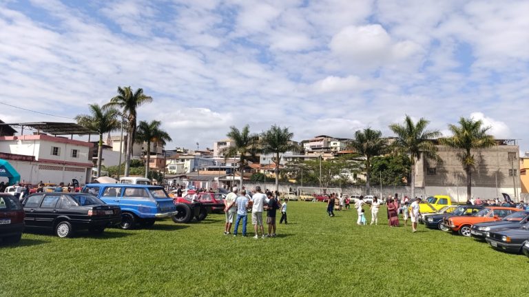 Motores, memórias e solidariedade marcam encontro de carros antigos em Dores de Campos neste domingo - WhatsApp Image 2026 05 03 at 11.24.10