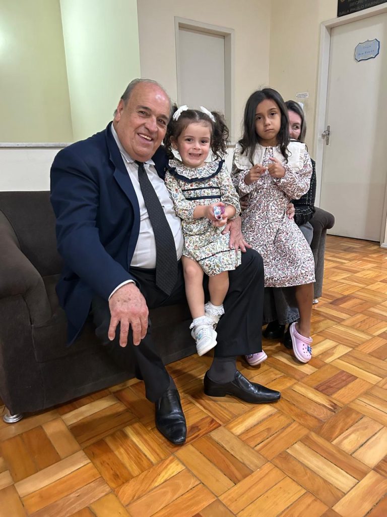 •	Rotary Club de Barbacena celebra Dia das Mães com homenagens, conquistas e anúncio de novo projeto social - WhatsApp Image 2026 05 12 at 14.54.10 4